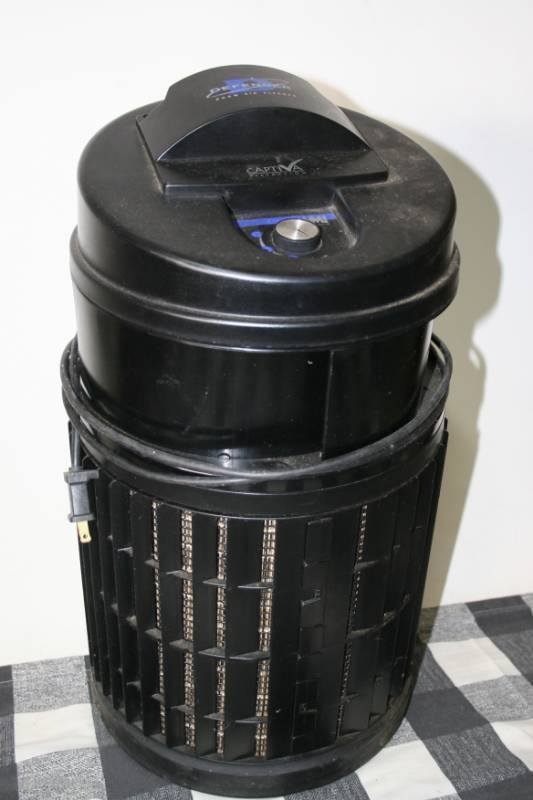 lot 179 image: Air Purifier