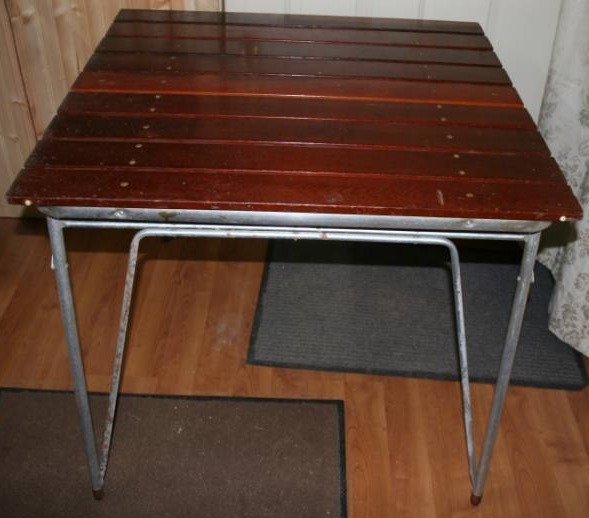 lot 222 image: Vintage Folding Table