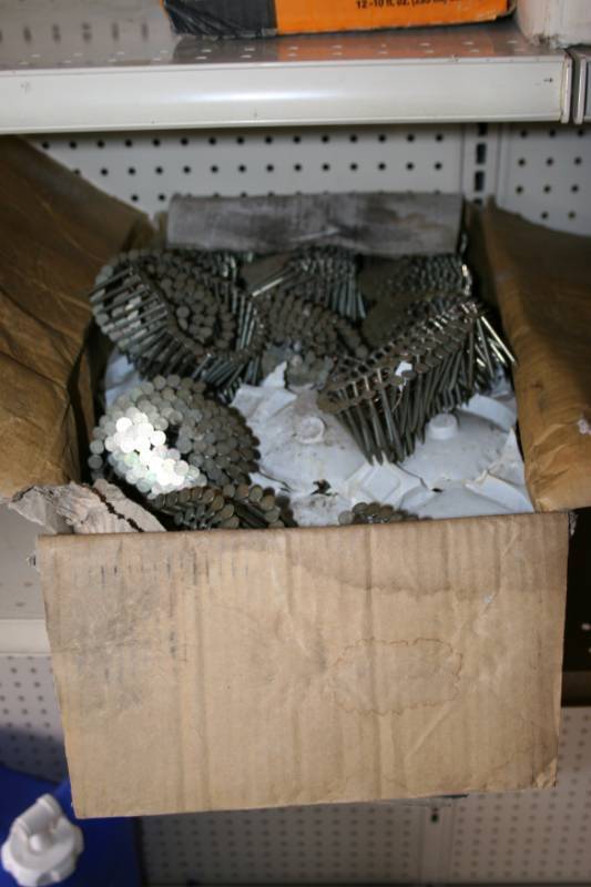 lot 280 image: Coiled Roofing Nails