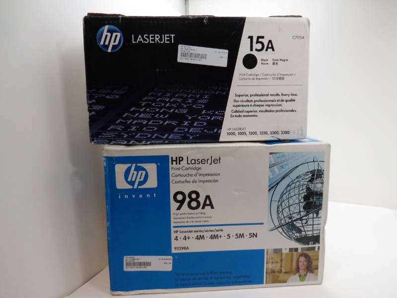 lot 10 image: lot of 2 HP toners 15A, and 98A