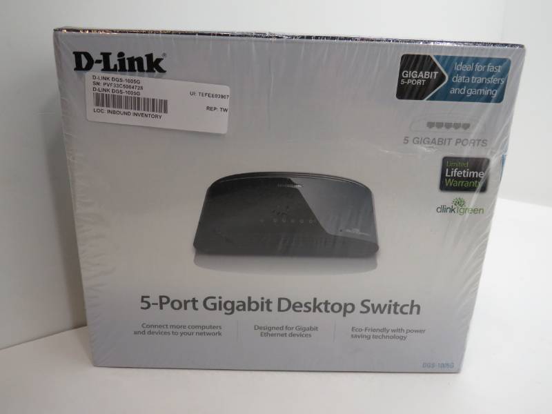 lot 14 image: D-Link 5-Port gigabit desktop switch