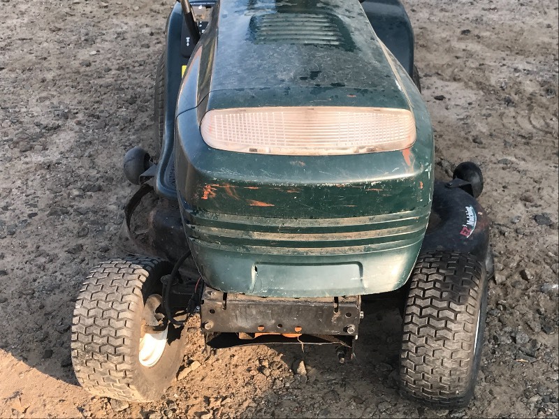 lot 12 image: Craftsman Lawn Tractor