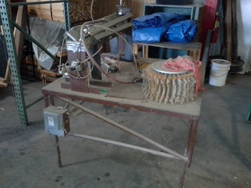 Table with pneumatic parts and accessories