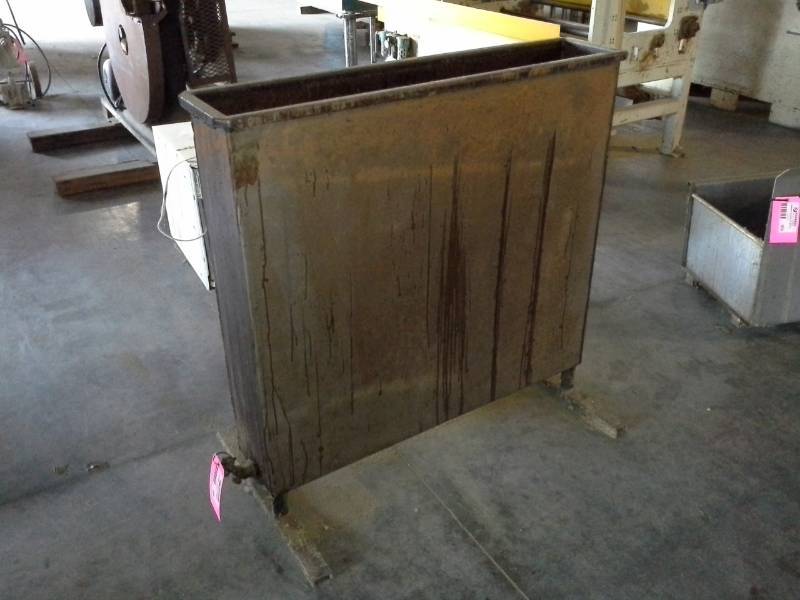 Upright Metal Dip Tank
