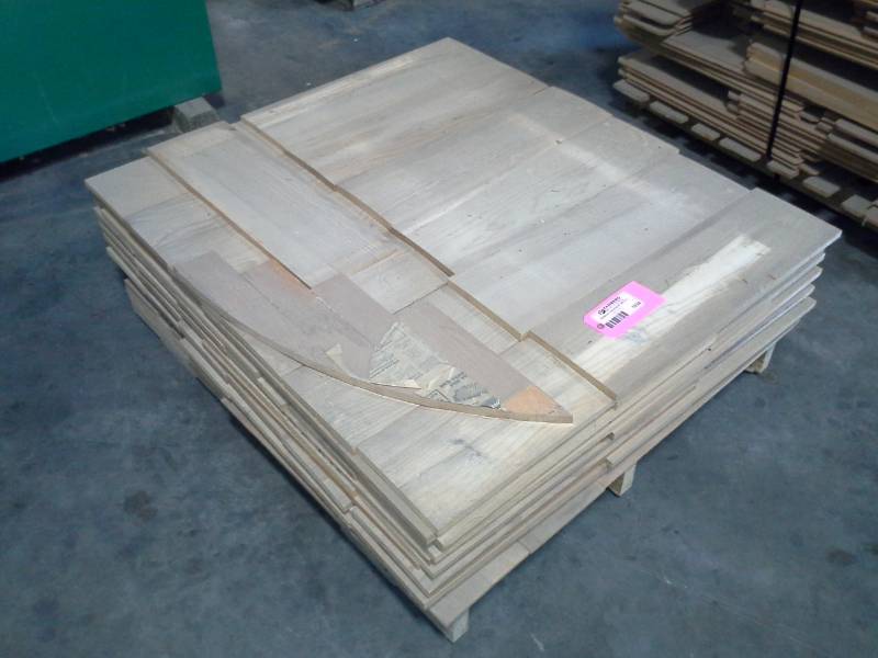 Pallet of Wood - Oak Pieces