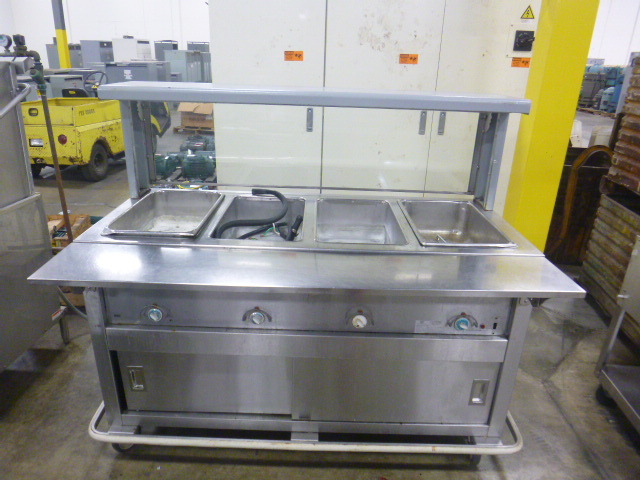lot 13 image: Duke 4 Well Steam Table