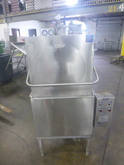 lot 57 image: Commercial Dishwasher