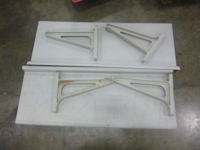 lot 60 image: Cambro Shelves with Brackets