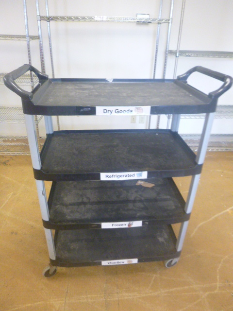 lot 113 image: Rubbermaid Utility Cart on Casters