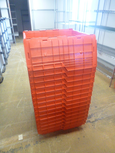lot 128 image: 17 Plastic Totes