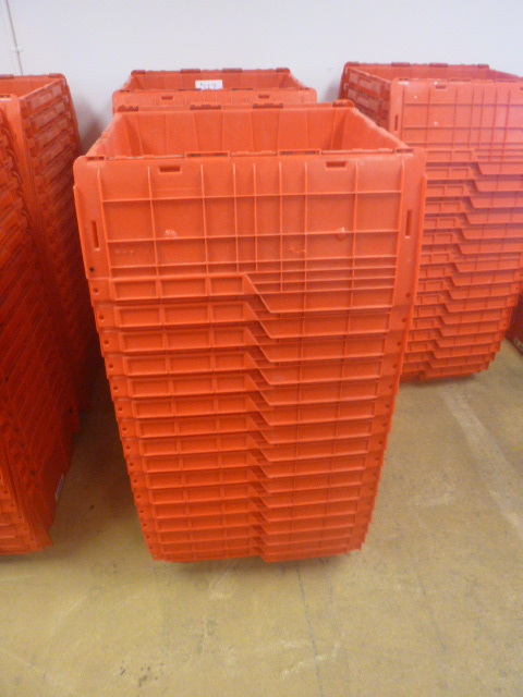 lot 130 image: 17 Plastic Totes