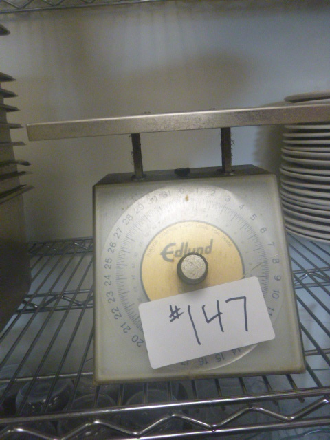 lot 147 image: Edlund Deluxe Scale