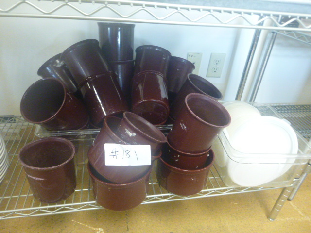 lot 181 image: Salad Bar Containers