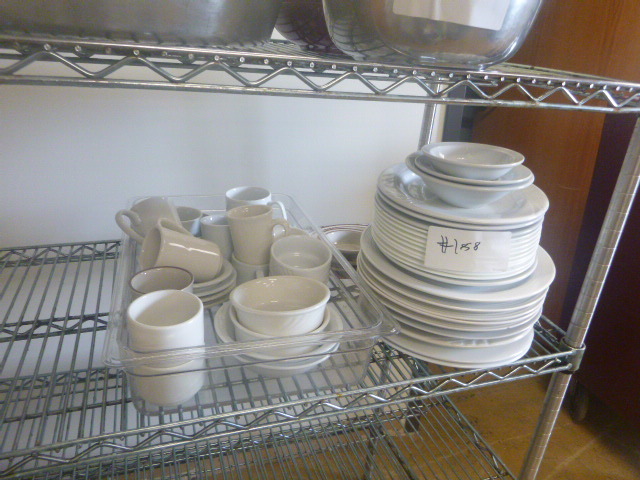 lot 188 image: Lot of Dishes