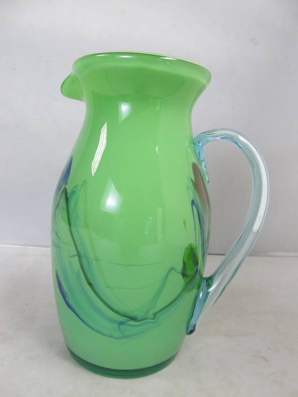 lot 47 image: Vintage Green Swirled Glass Pitcher
