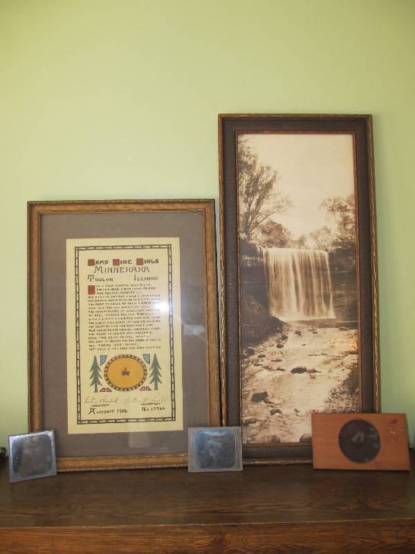 lot 105 image: Antique Minnehaha Falls Items etc