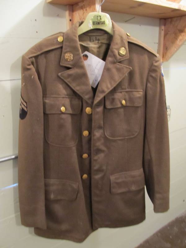 lot 135 image: WW2 Corps or Engineers Corporals Jacket