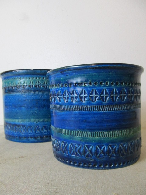 lot 69 image: Beautiful Mid Century Italian BITOSSI Rimini Blue Pots