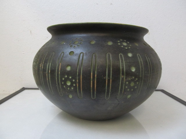 lot 71 image: AntiqueVintage Scandinavian Art Pottery Pot