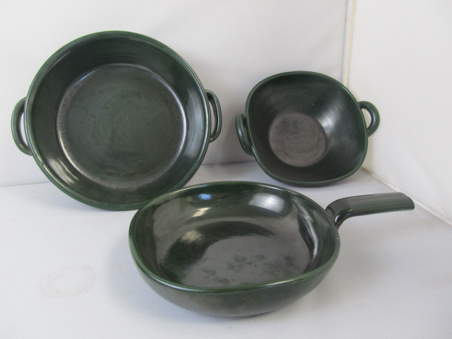lot 72 image: NICE Vintage European Green Ceramic Coated Cookware