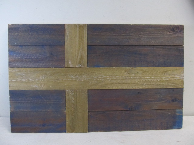 lot 78 image: Hand Made Rustic Wooden SWEDISH FLAG