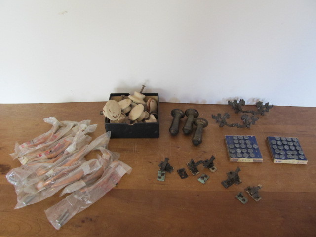 lot 144 image: Lot of Antique Hardware etc