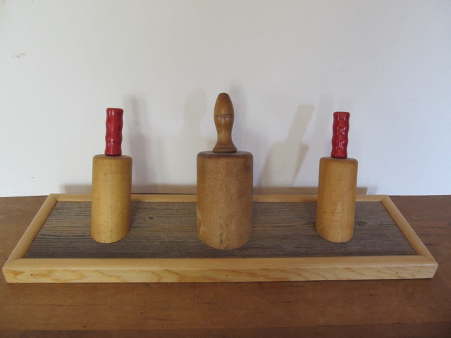 lot 145 image: Folk Art Primitive Rolling Pin HatCoat Rack
