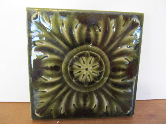 lot 150 image: Vintage Signed Art Pottery Tile