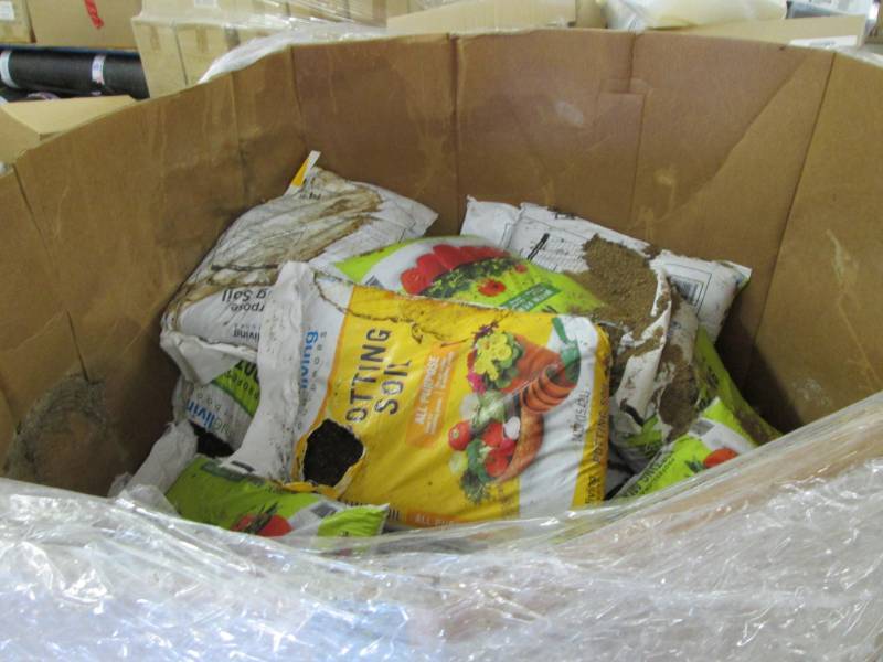 Pallet Potting Soil in Bags...