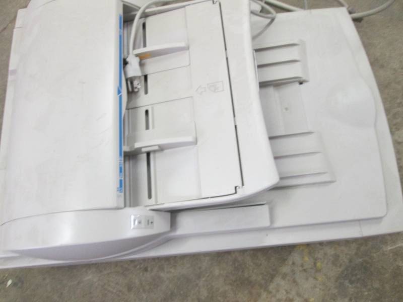 Large PrinterCopier, powers on...