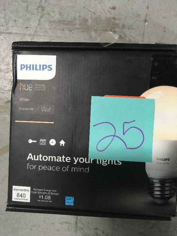 lot 25 image: Philips Hue White  Starter kit E26 in good conditions