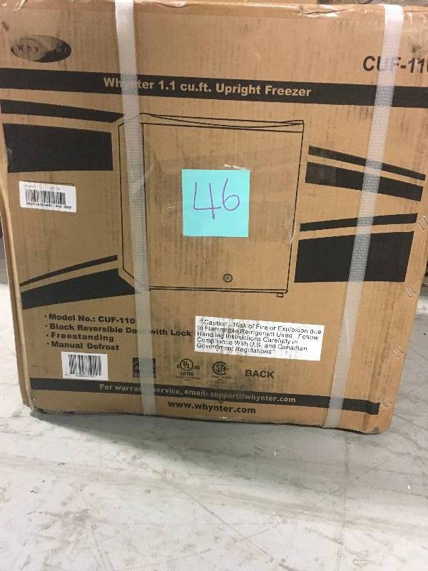 lot 46 image: Whynter CUF-110B Energy Star 1.1 Cubic Feet Upright Freezer with Lock, Black in working condition