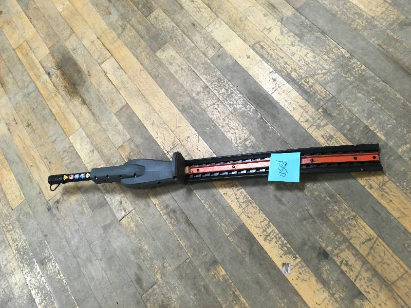 lot 73 image: Ryobi Expand-It 17-12 in. Universal Hedge Trimmer Attachment used in working condition