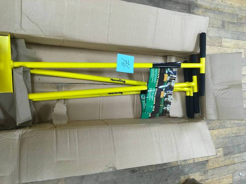 lot 76 image: Ames Hound Dog Border Edger in working conditions