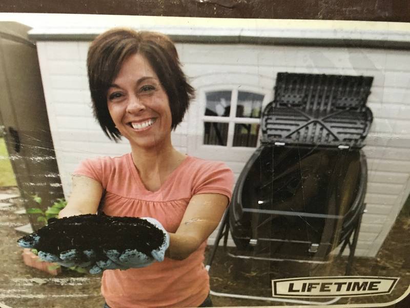 lot 88 image: Lifetime 80 Gal. Compost Tumbler in working condition