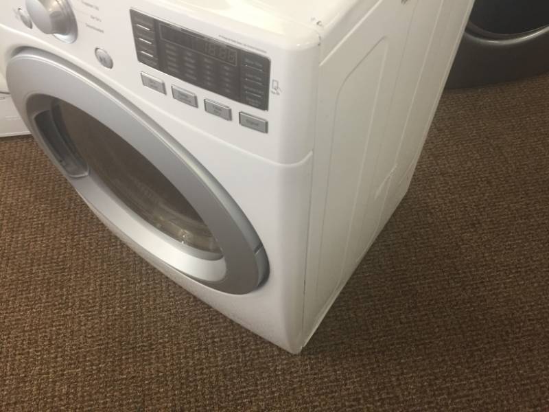 NEW ScratchDent LG- 7.4 cu. ft. Electric Dryer in White- Model# DLE3170W