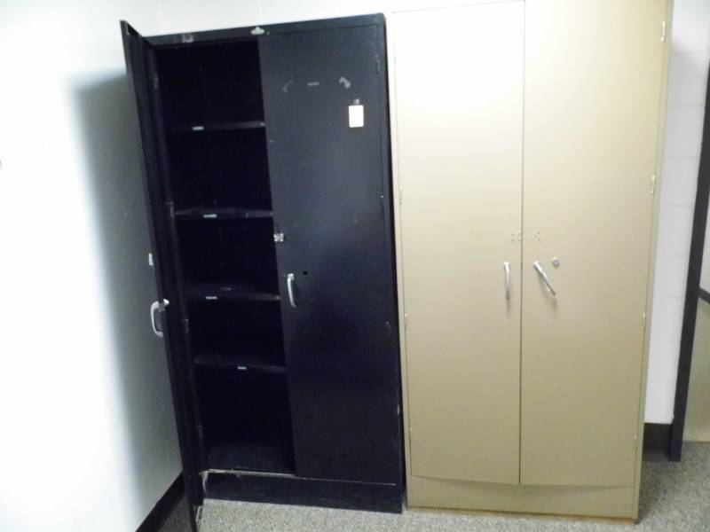 Lot of 2 Cabinets