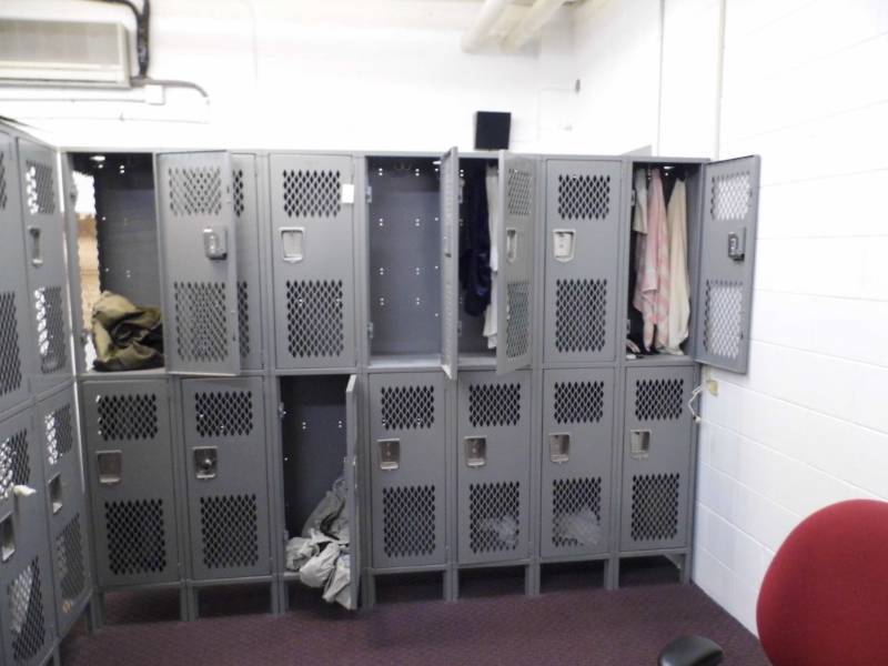 Lot of 14 Lockers