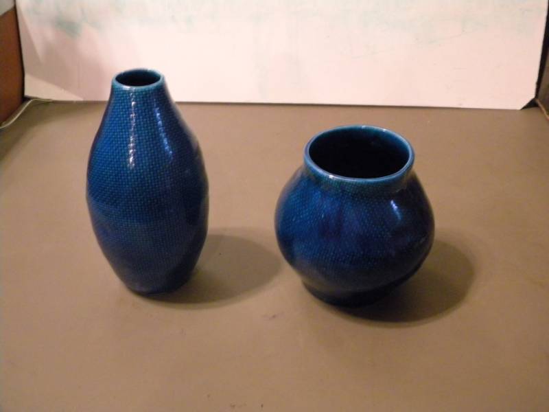 lot 45 image: 2 Blue Porcelain Vases from Portugal