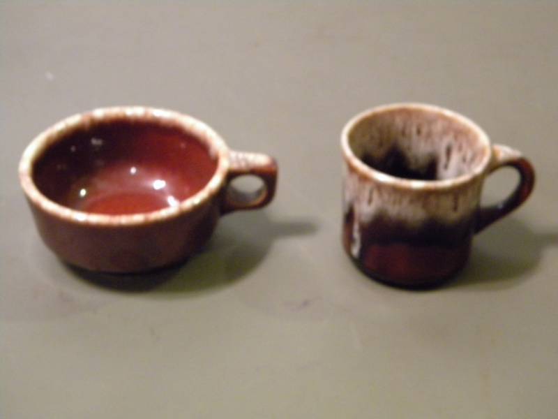lot 74 image: Hull Bowl & Cup