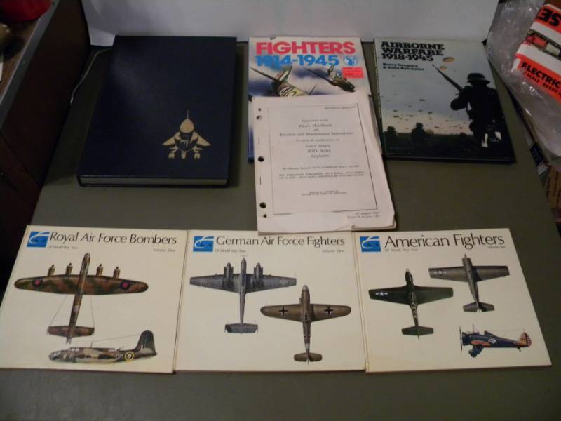 lot 113 image: Aviation Books & Pilot Handbook