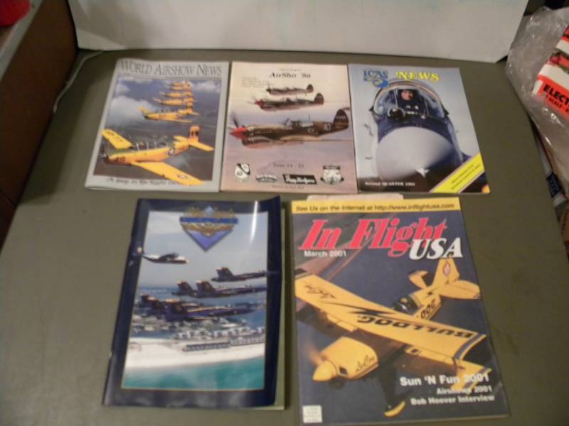 lot 114 image: Airshow Magazines & Programs