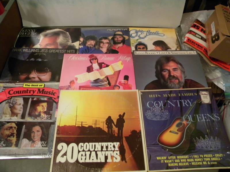 lot 120 image: Record Albums