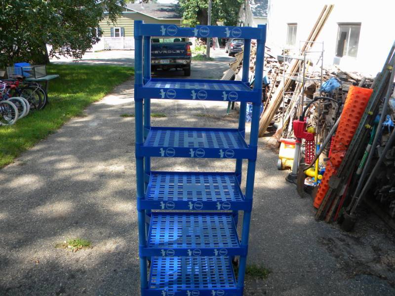 lot 130 image: Pillsbury Shelf