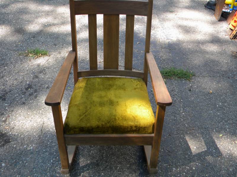 lot 131 image: Rocking Chair