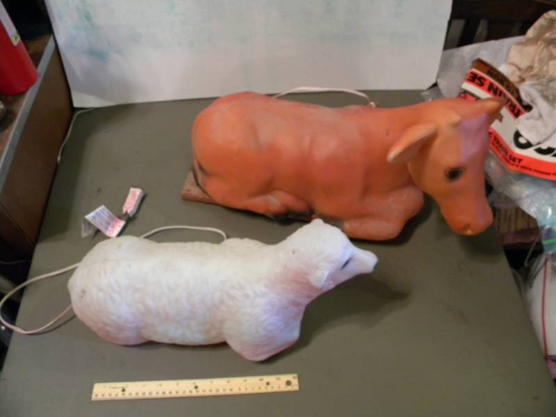 lot 134 image: Blow Mold