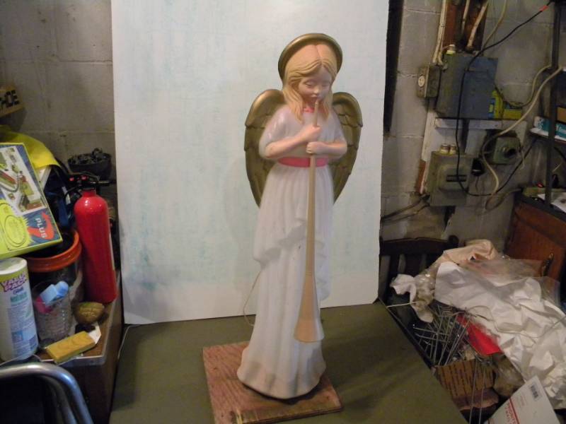 lot 139 image: Blow Mold