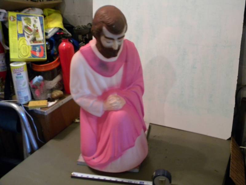 lot 140 image: Blow Mold