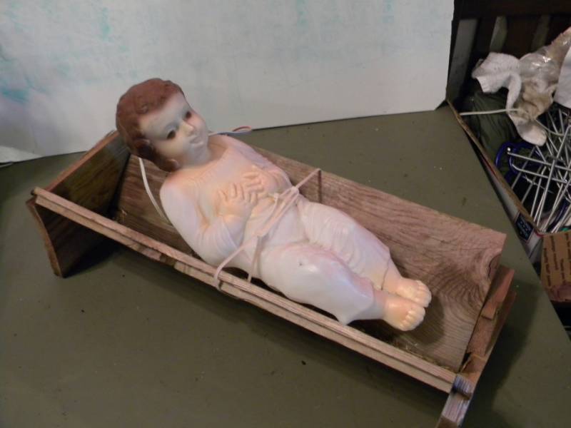 lot 142 image: Blow Mold
