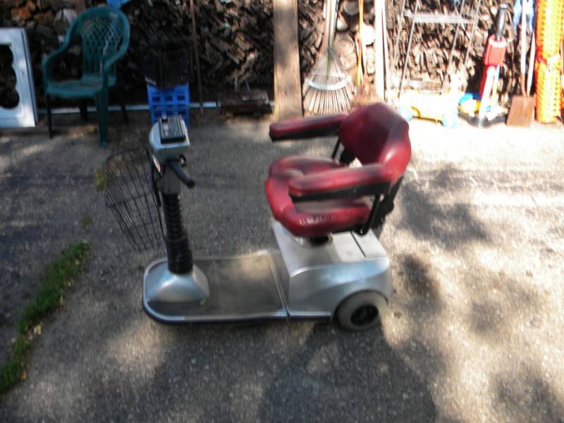 lot 151 image: Sidekick Electric Scooter